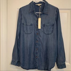 Love stitch button down